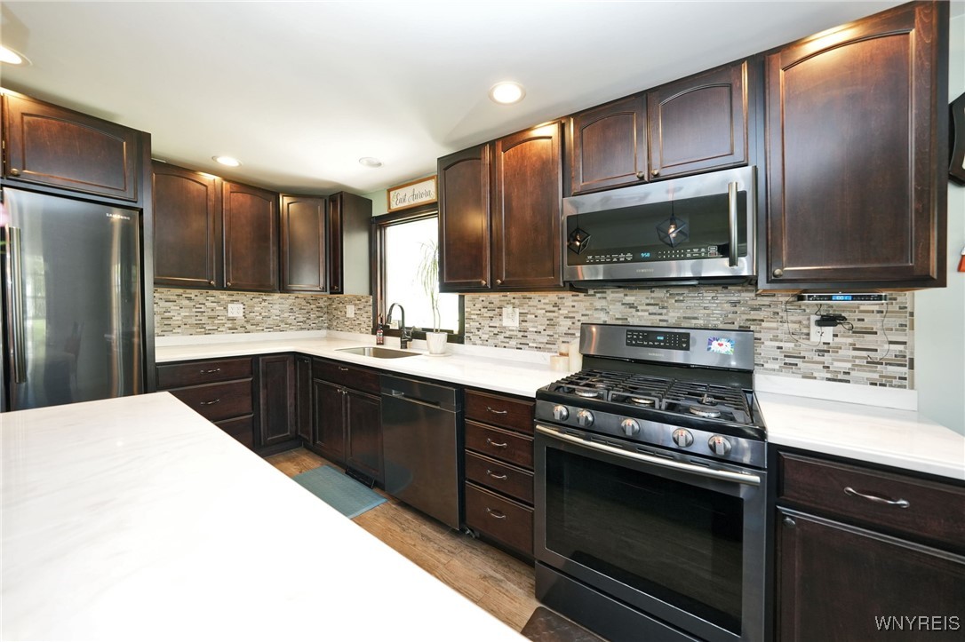 659 Quaker Road, Aurora, New York image 7