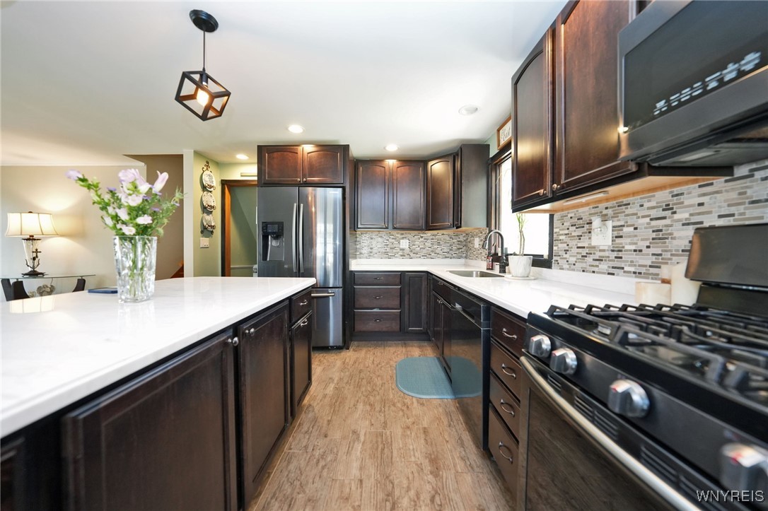 659 Quaker Road, Aurora, New York image 6