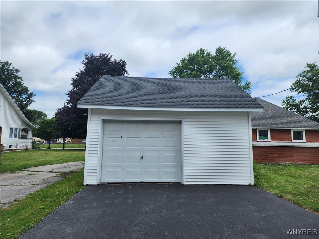 Ridgeway, New York 14103, United States, 3 Bedrooms Bedrooms, ,1 BathroomBathrooms,Residential,Active,167409