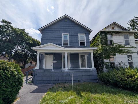 Photo of 616 7th Ave (lower) ST, Niagara Falls, NY 14301 (MLS # B1705003)