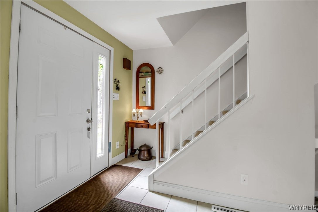 1301 Charlesgate Circle