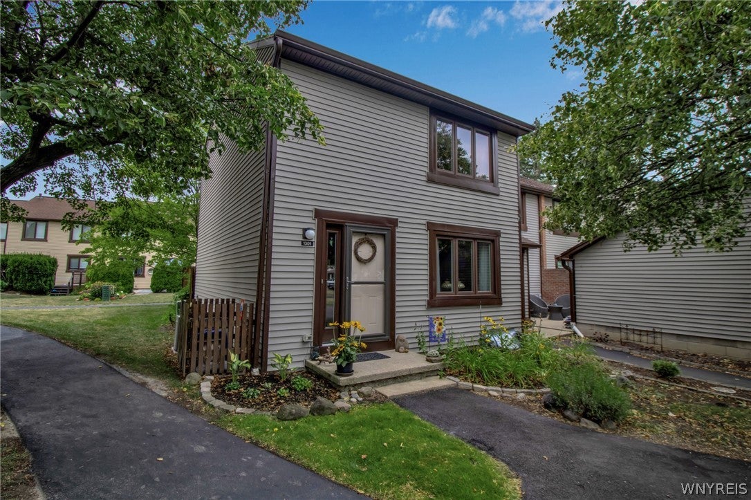 1301 Charlesgate Circle
