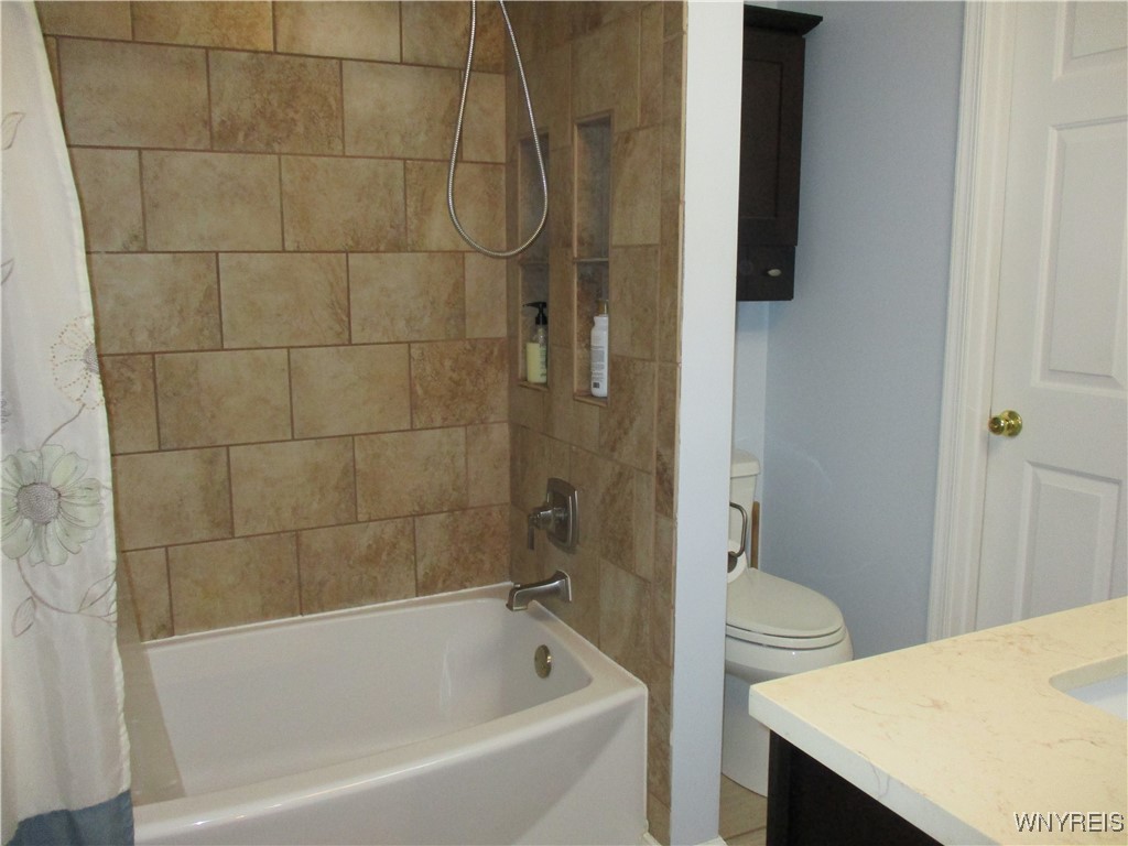 1621 Schoellkopf Road, Hamburg, New York image 34