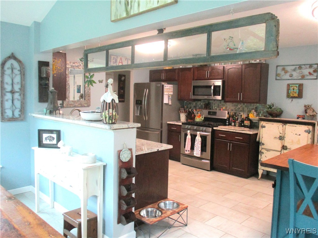 1621 Schoellkopf Road, Hamburg, New York image 17