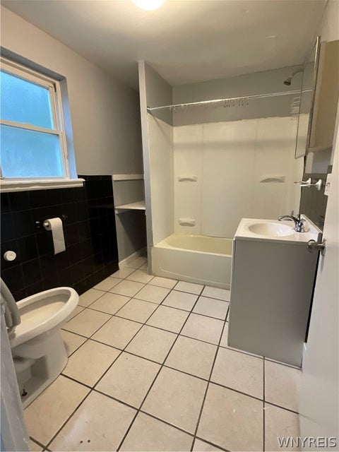 Tiny photo for 27 Weyand Avenue, Buffalo, NY 14210 (MLS # B1707368)