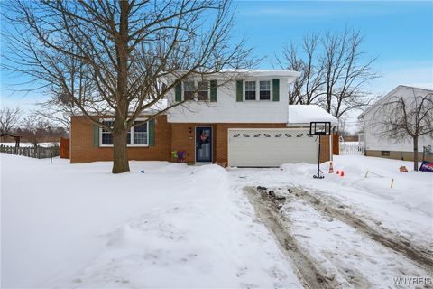 185 Old Farm Circle Amherst NY 14221