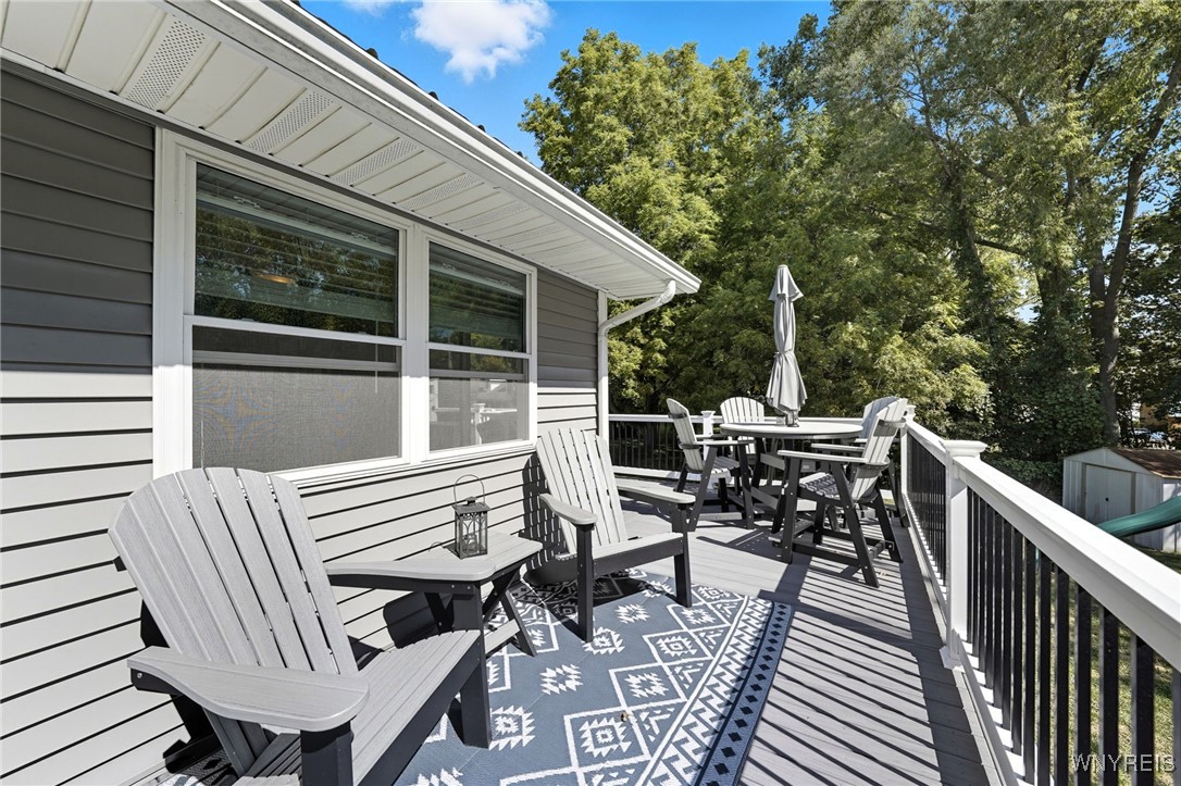 Royalton, New York 14105, United States, 4 Bedrooms Bedrooms, ,2 BathroomsBathrooms,Residential,Pending,211285