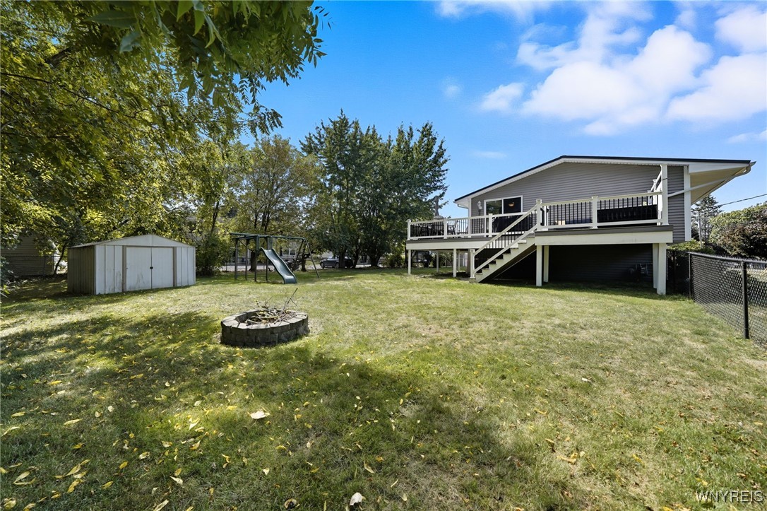 Royalton, New York 14105, United States, 4 Bedrooms Bedrooms, ,2 BathroomsBathrooms,Residential,Pending,211285