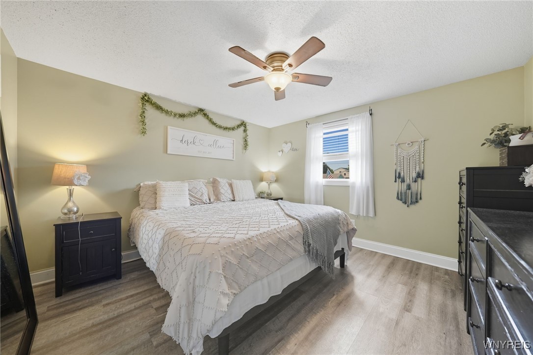 Royalton, New York 14105, United States, 4 Bedrooms Bedrooms, ,2 BathroomsBathrooms,Residential,Pending,211285