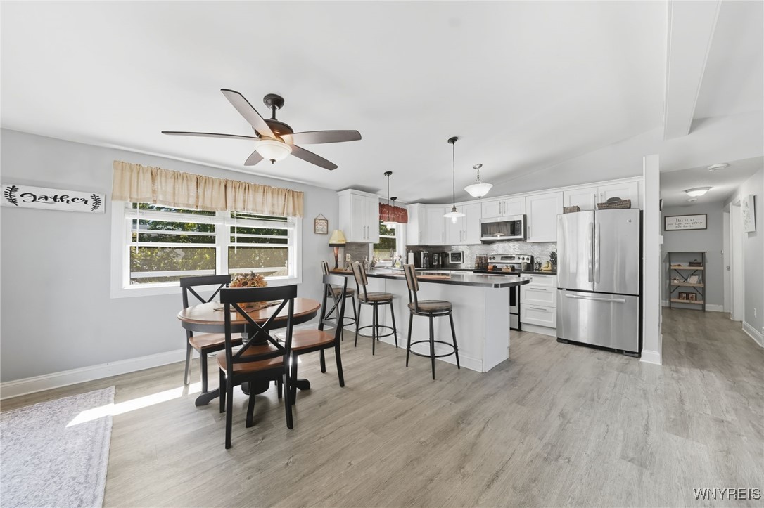 Royalton, New York 14105, United States, 4 Bedrooms Bedrooms, ,2 BathroomsBathrooms,Residential,Pending,211285