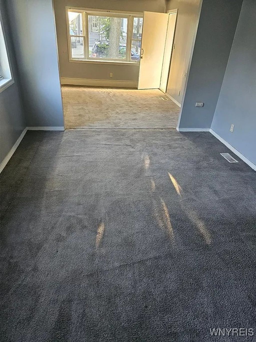 Photo of 253 Gold Street, Buffalo, NY 14206 (MLS # B1652729)