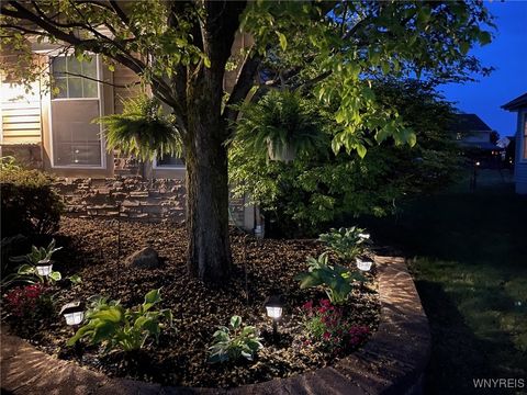 Tiny photo for 43 Old Post Road, Lancaster, NY 14086 (MLS # B1648893)