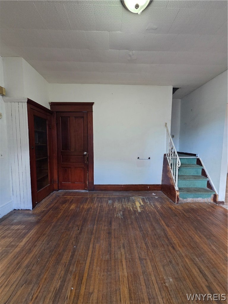 301 Peach Street