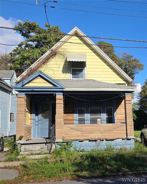Photo of 301 Peach Street, Buffalo, NY 14204 (MLS # B1715029)