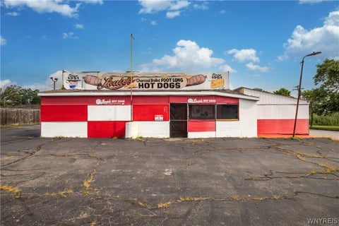 Tiny photo for 69 Grand Island Boulevard, Tonawanda, NY 14150 (MLS # B1706116)