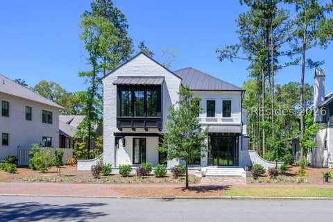 Homes For Sale - 15 Persea Street<br/> Bluffton, SC 29910