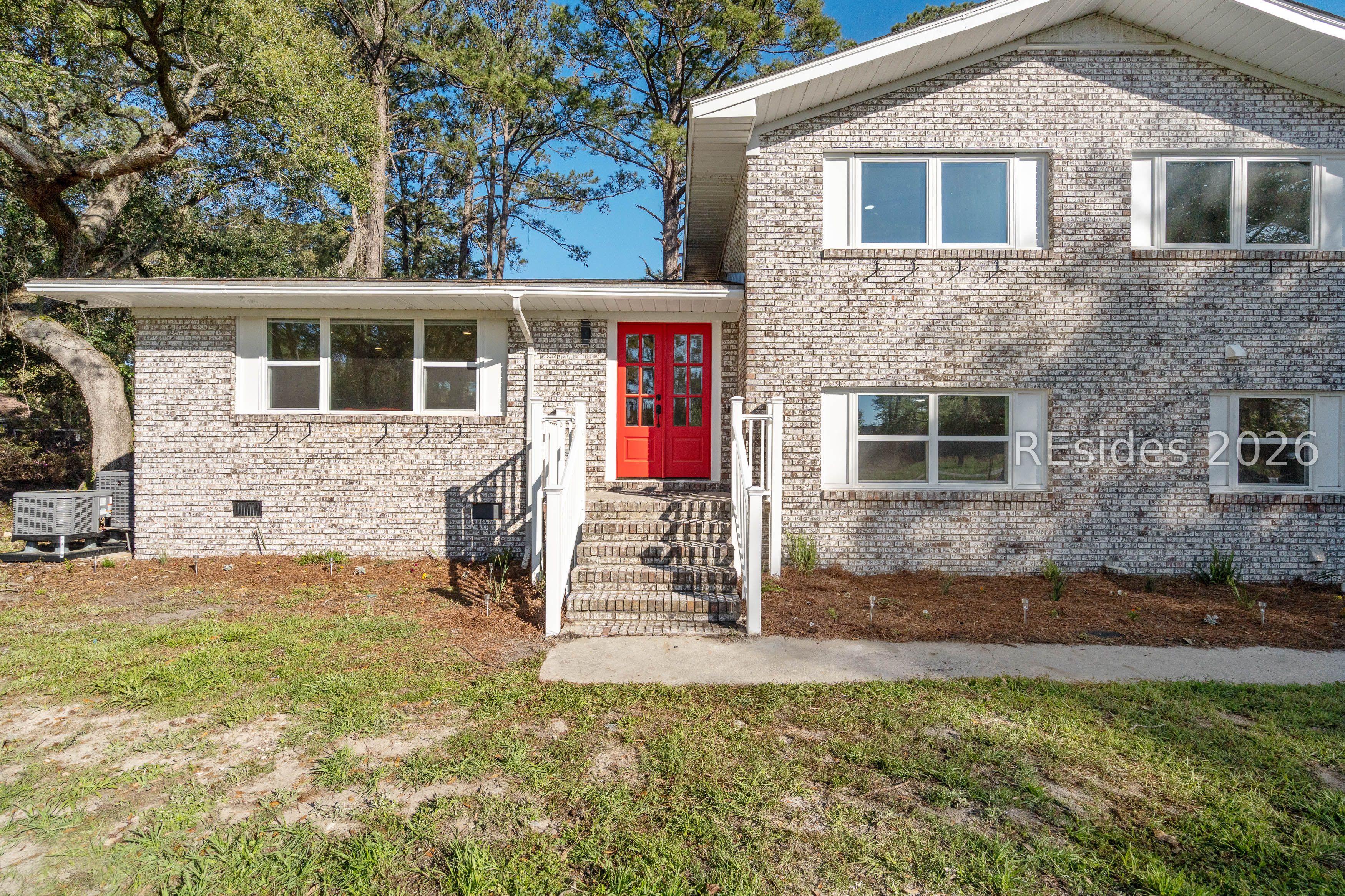 656 Broad River Boulevard