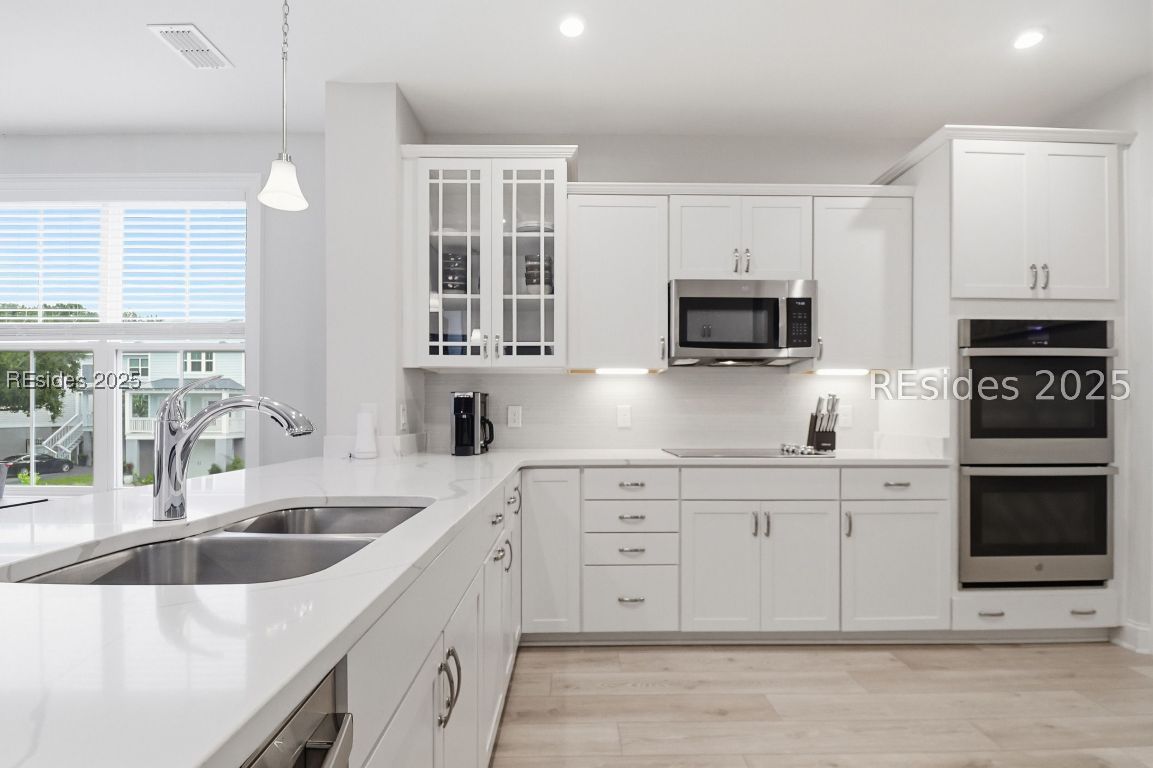 11 Hammock Breeze Way