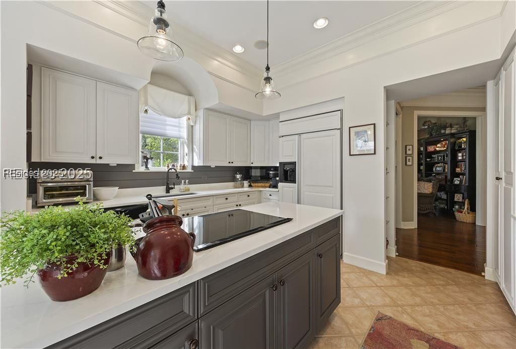 Hilton Head Island, South Carolina 29926, United States, 4 Bedrooms Bedrooms, ,4 BathroomsBathrooms,Residential,Active,117986