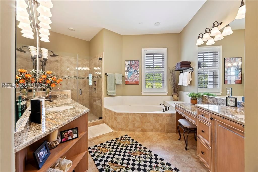 Hilton Head Island, South Carolina 29926, United States, 4 Bedrooms Bedrooms, ,4 BathroomsBathrooms,Residential,Active,117986