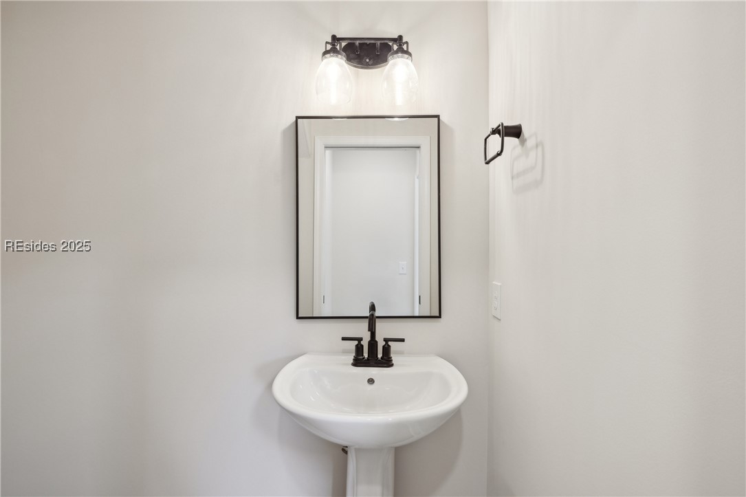 Hardeeville, South Carolina 29927, United States, 3 Bedrooms Bedrooms, ,3 BathroomsBathrooms,Residential,Pending,85446