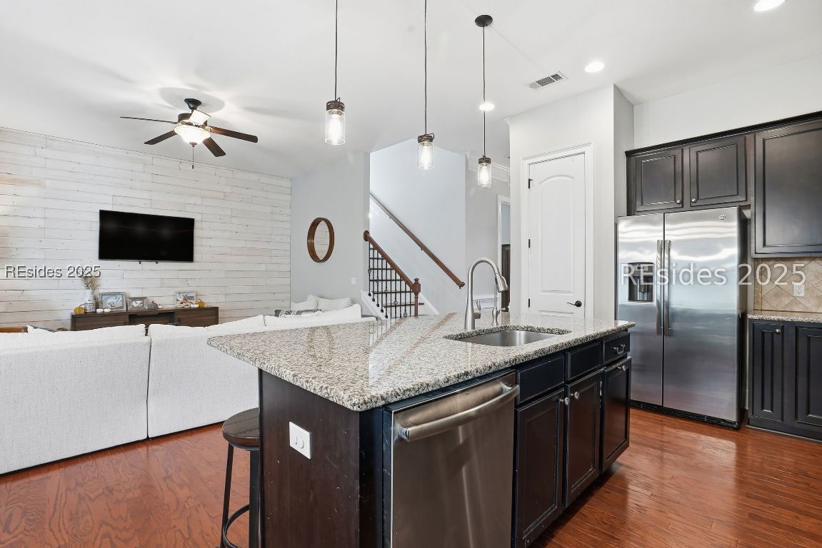 79 Fording Court