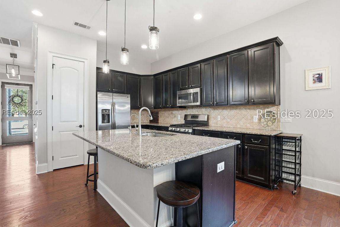 79 Fording Court