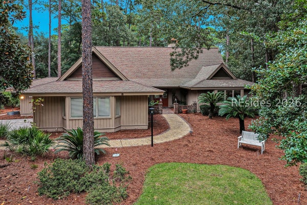 63 BIG WOODS DR, HILTON HEAD ISLAND, SC 29926 - Image 08ddb0e5041e711e83a8a2099b9b720a/1763269060