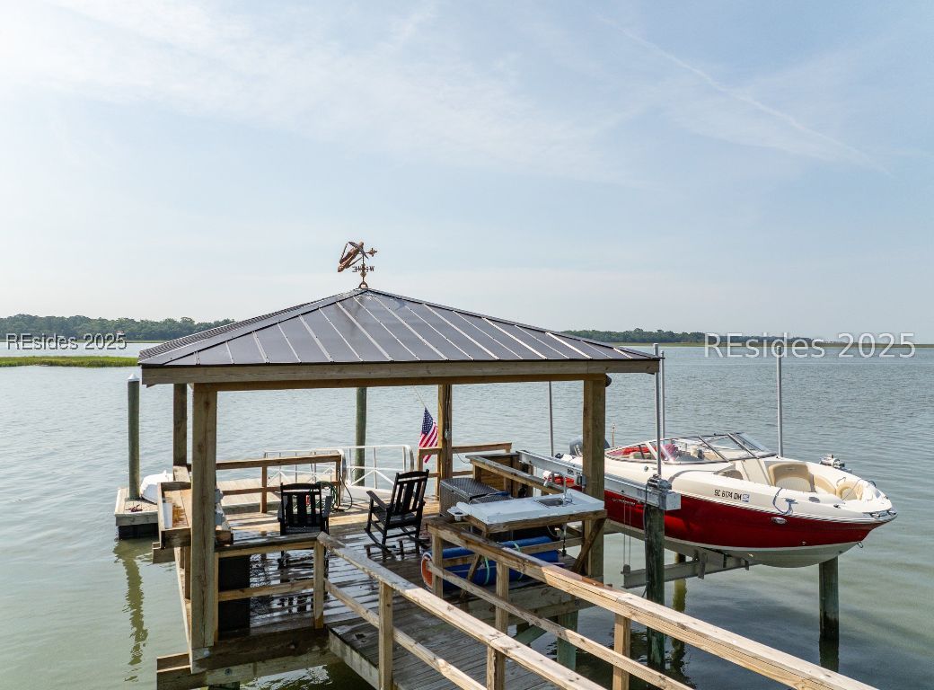 Beaufort, South Carolina 29907, United States, 4 Bedrooms Bedrooms, ,6 BathroomsBathrooms,Residential,Active,220695