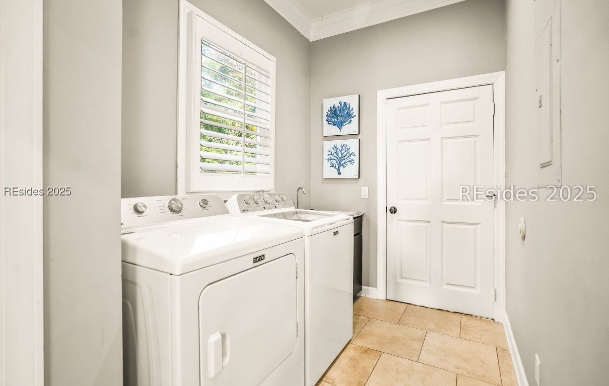 Beaufort, South Carolina 29907, United States, 4 Bedrooms Bedrooms, ,6 BathroomsBathrooms,Residential,Active,220695