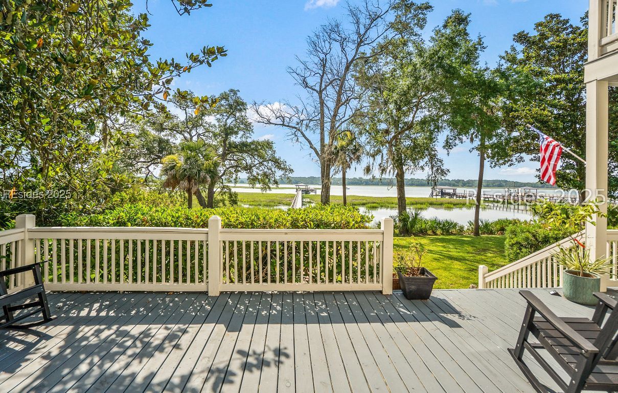 Beaufort, South Carolina 29907, United States, 4 Bedrooms Bedrooms, ,6 BathroomsBathrooms,Residential,Active,220695