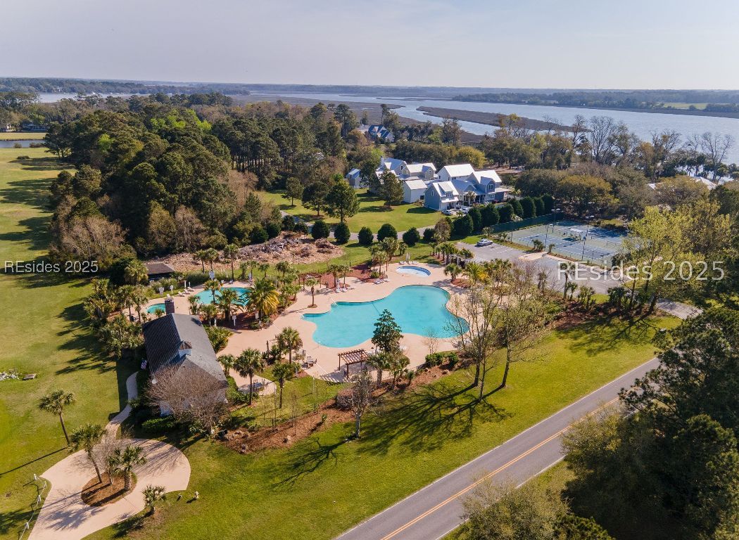 Beaufort, South Carolina 29907, United States, 4 Bedrooms Bedrooms, ,6 BathroomsBathrooms,Residential,Active,220695