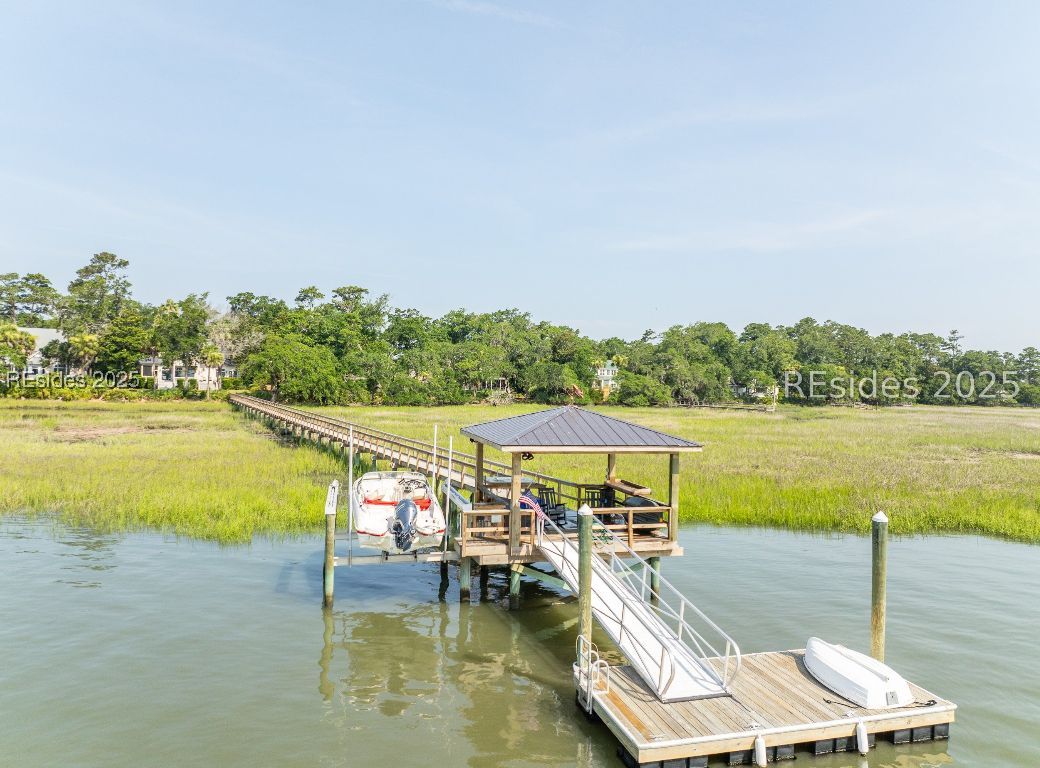 Beaufort, South Carolina 29907, United States, 4 Bedrooms Bedrooms, ,6 BathroomsBathrooms,Residential,Active,220695