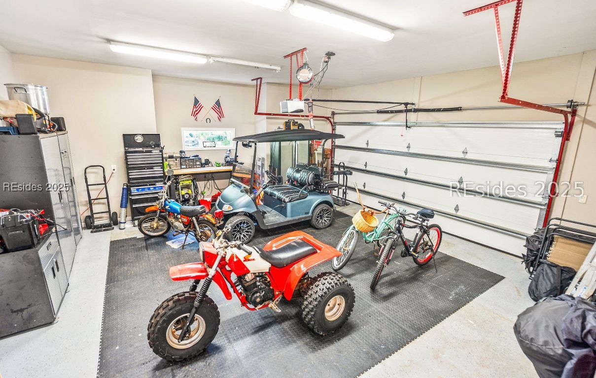 Beaufort, South Carolina 29907, United States, 4 Bedrooms Bedrooms, ,6 BathroomsBathrooms,Residential,Active,220695