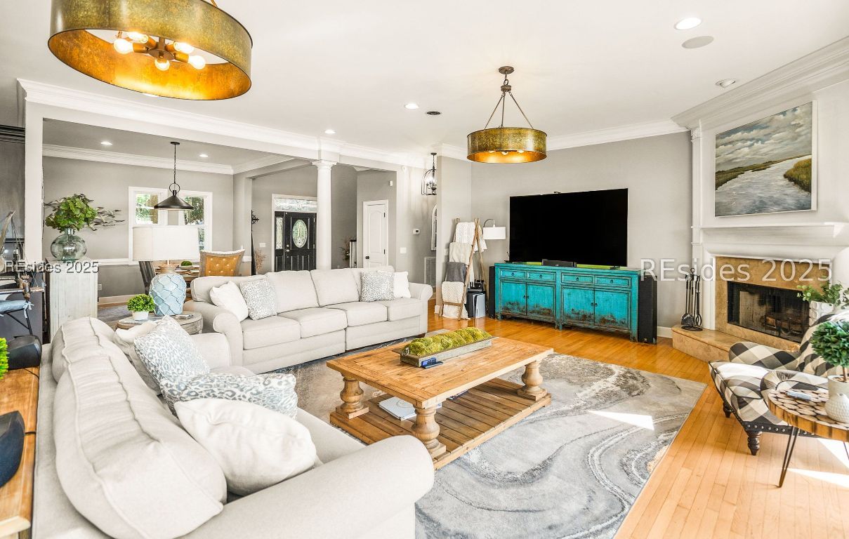 Beaufort, South Carolina 29907, United States, 4 Bedrooms Bedrooms, ,6 BathroomsBathrooms,Residential,Active,220695