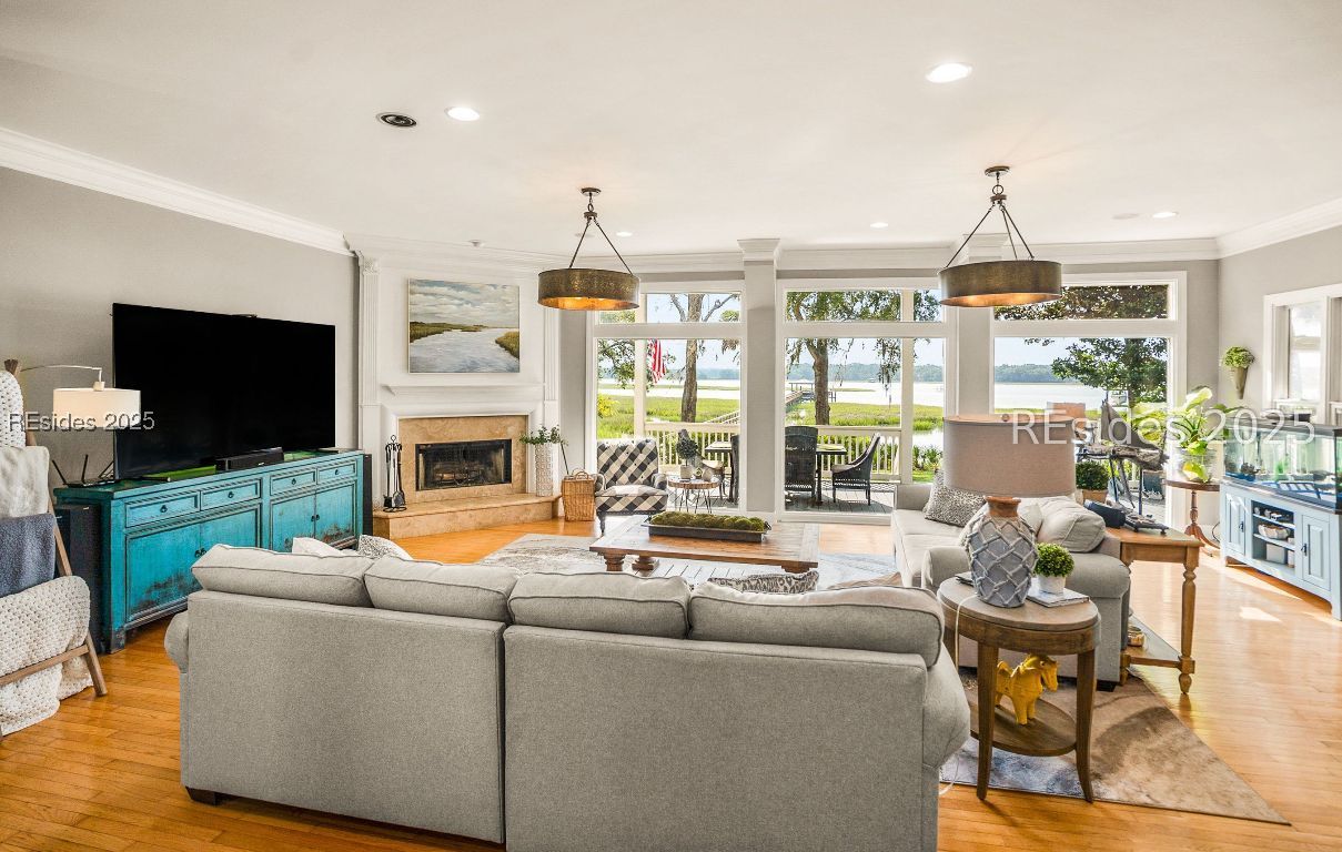 Beaufort, South Carolina 29907, United States, 4 Bedrooms Bedrooms, ,6 BathroomsBathrooms,Residential,Active,220695