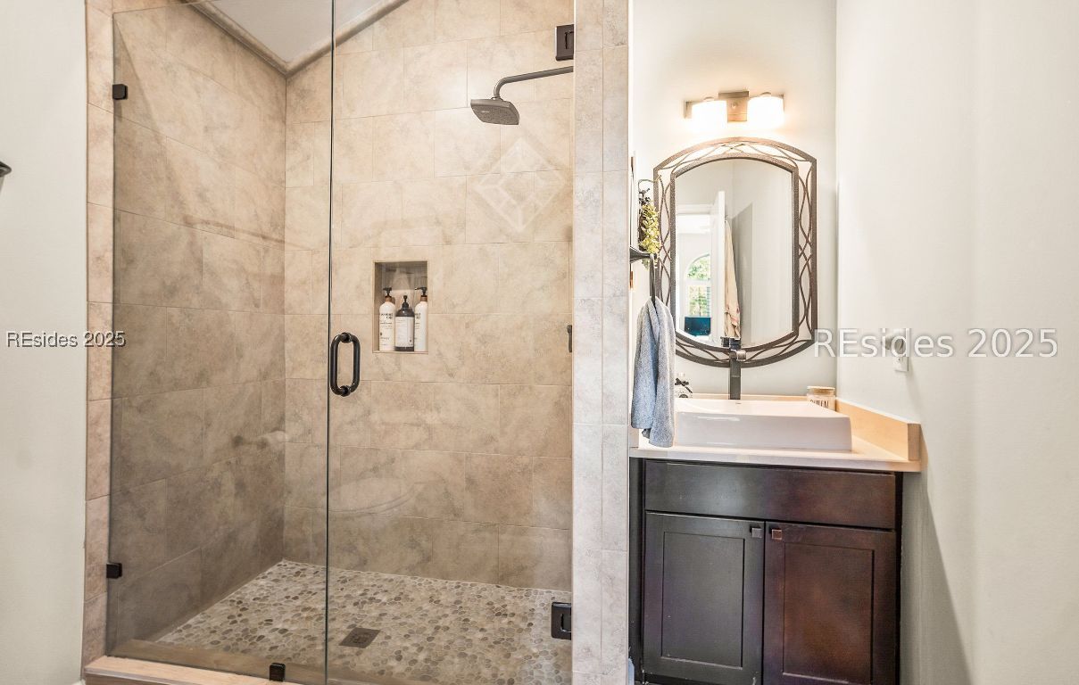 Beaufort, South Carolina 29907, United States, 4 Bedrooms Bedrooms, ,6 BathroomsBathrooms,Residential,Active,220695