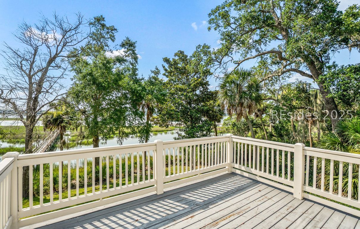 Beaufort, South Carolina 29907, United States, 4 Bedrooms Bedrooms, ,6 BathroomsBathrooms,Residential,Active,220695