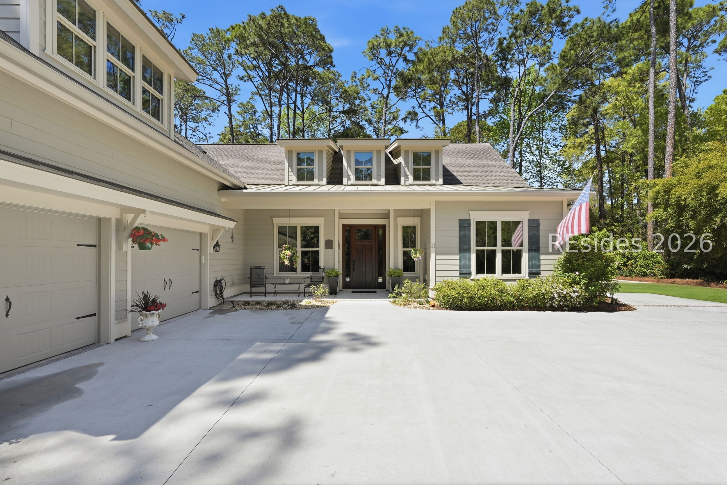 11 Jingle Shell Lane