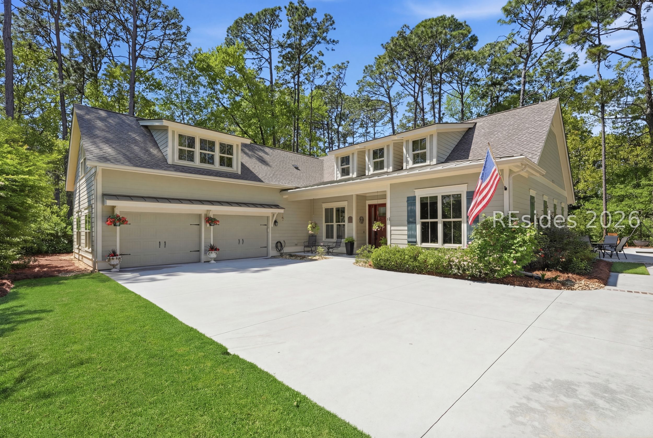 11 Jingle Shell Lane