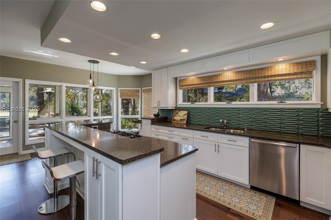 Hilton Head Island, South Carolina 29928, United States, 4 Bedrooms Bedrooms, ,5 BathroomsBathrooms,Residential,Active,79366