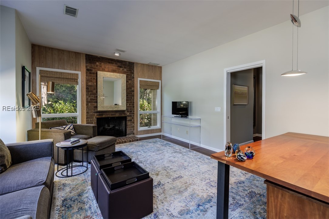 Hilton Head Island, South Carolina 29928, United States, 4 Bedrooms Bedrooms, ,5 BathroomsBathrooms,Residential,Active,79366