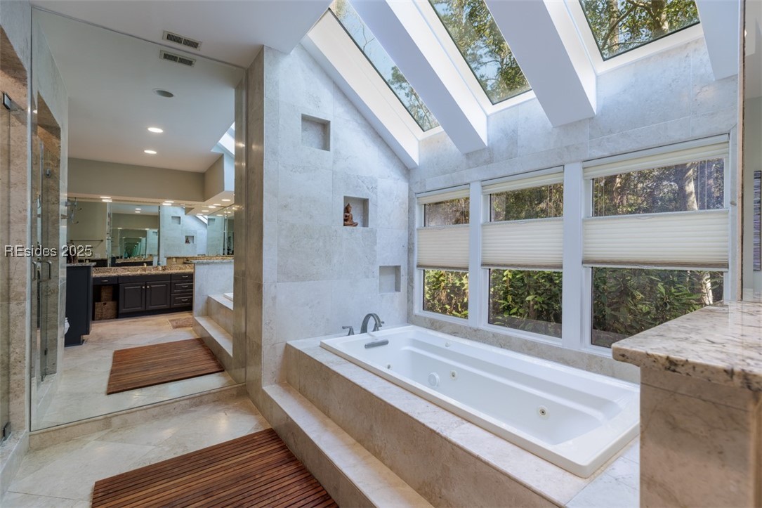 Hilton Head Island, South Carolina 29928, United States, 4 Bedrooms Bedrooms, ,5 BathroomsBathrooms,Residential,Active,79366