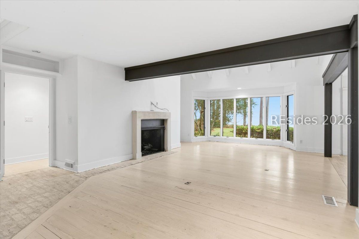 24 China Cockle Lane