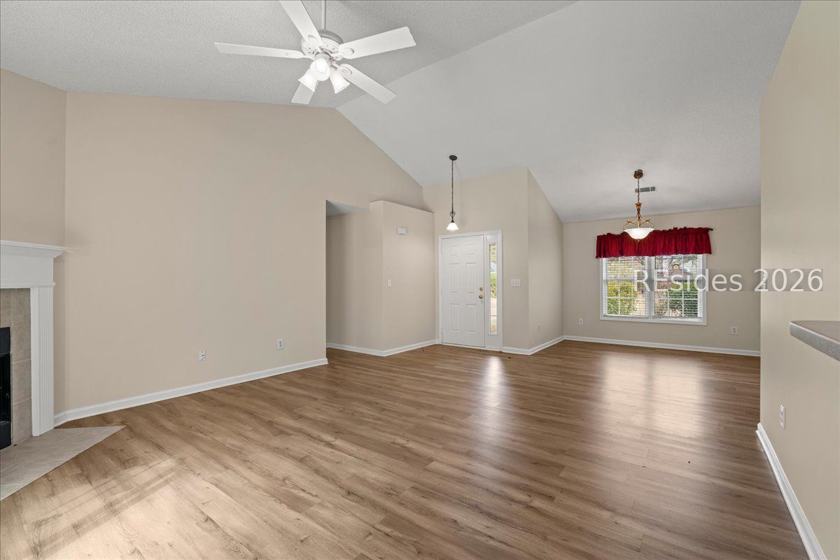 4 Wellington Court