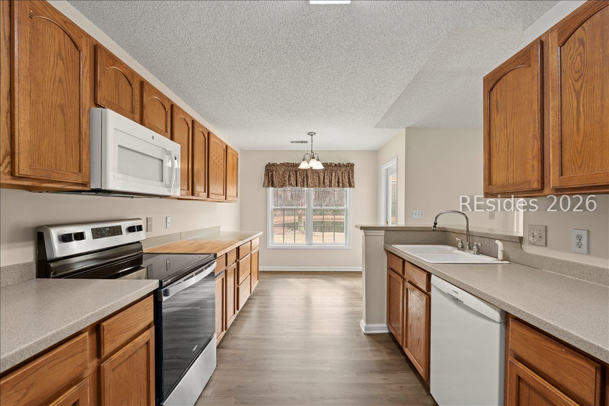 4 Wellington Court