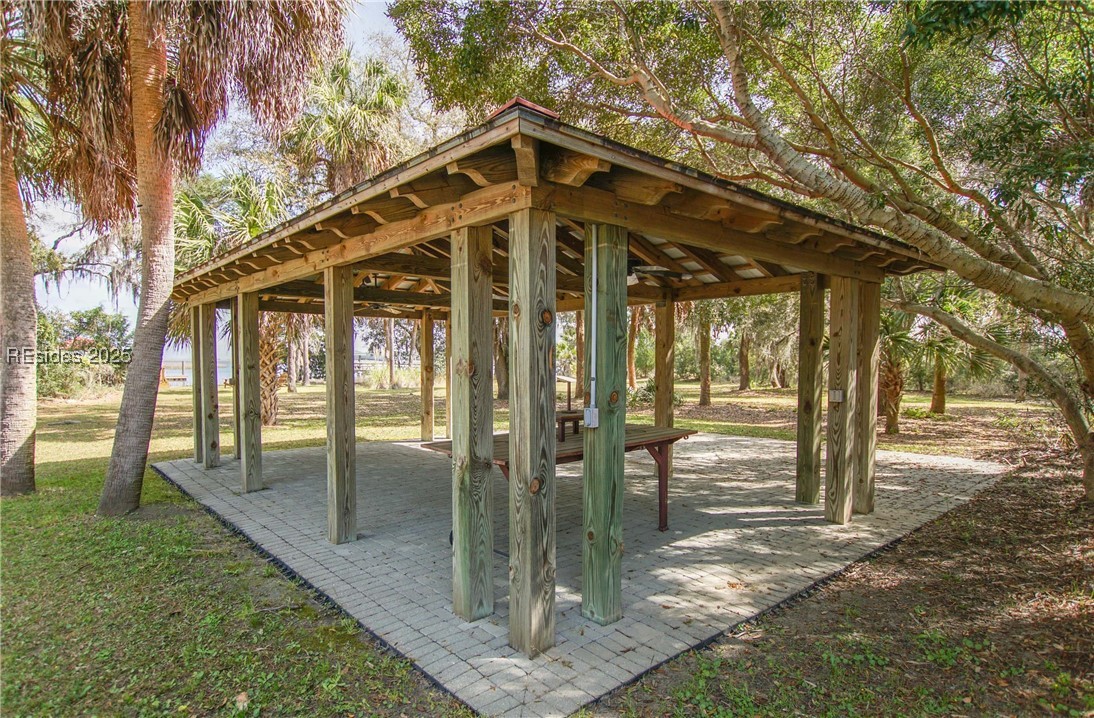 52 Old Smugglers Wharf Road, Saint Helena Island, South Carolina image 6