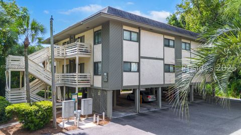 Condo For Sale - 104 Cordillo Parkway #B8<br/> Hilton Head Island, SC 29928