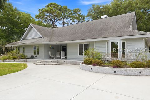 Homes For Sale - 35 Outpost Lane<br/> Hilton Head Island, SC 29928