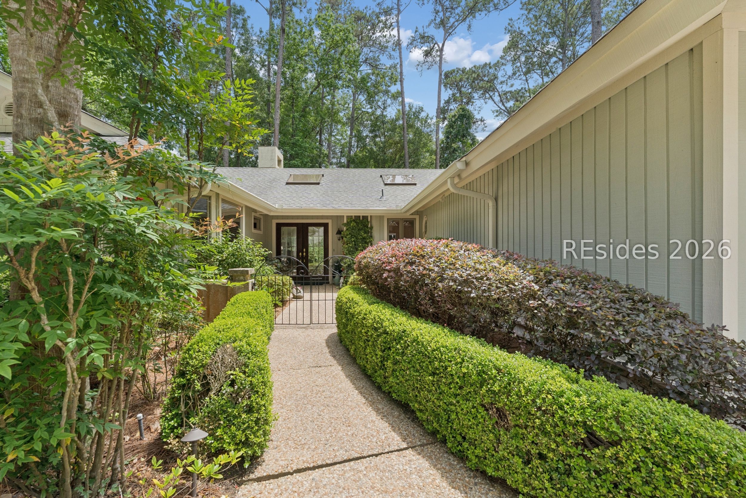 4 Hickory Forest Drive